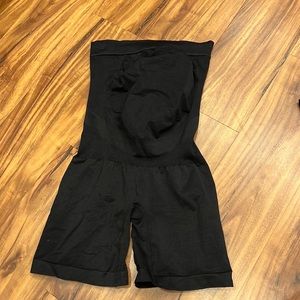 BLANQI maternity bike shorts size small